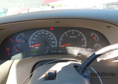 2002 Ford F-150 Lariat/Xlt from USA, damaged, VIN 1FTRW08L22KA75505